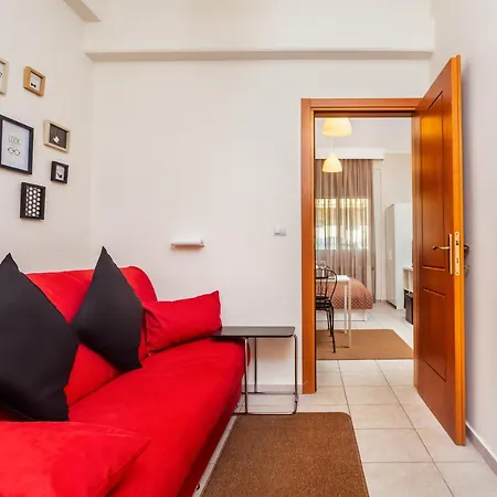 Charlot House Apartment